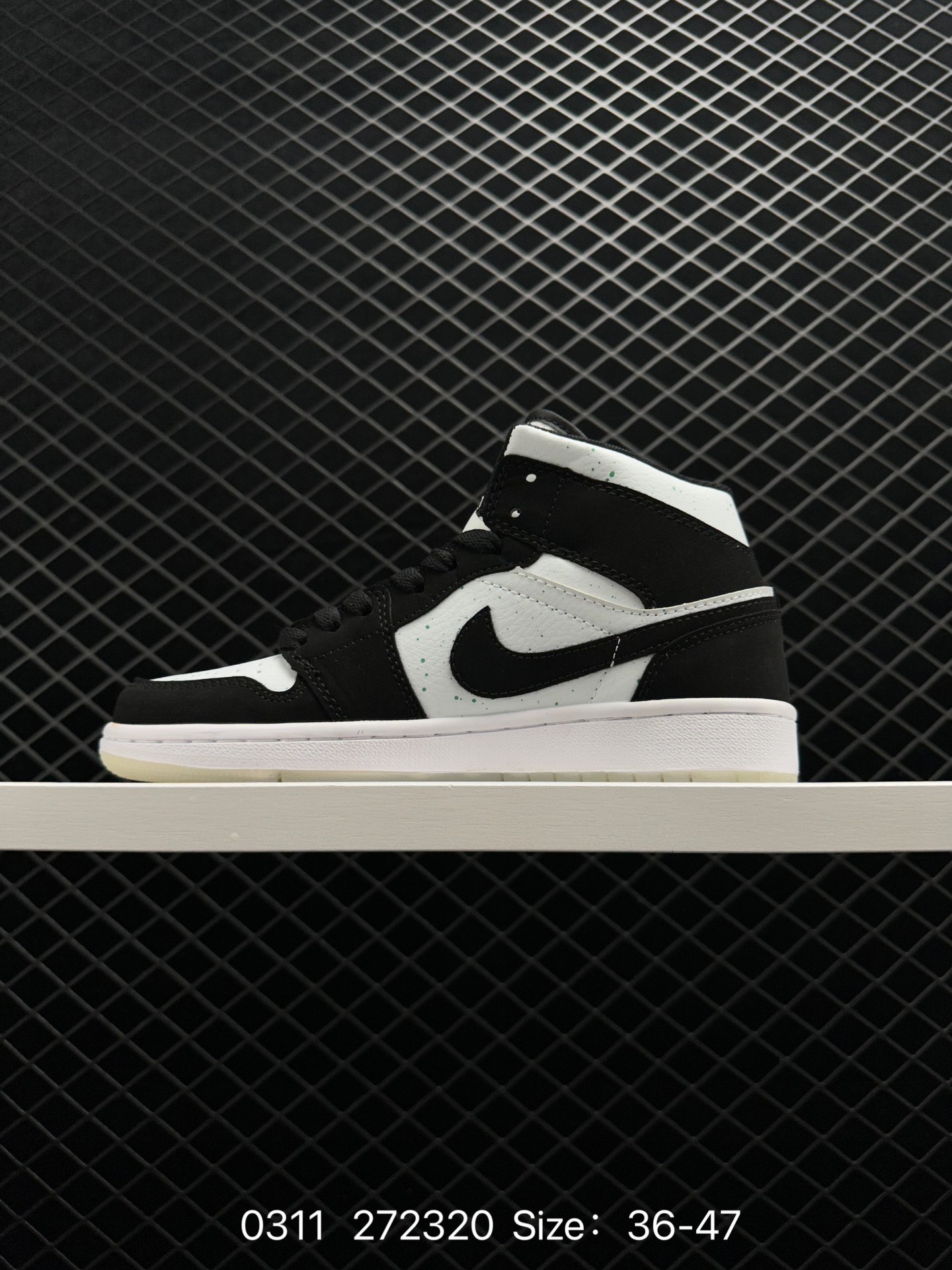 Air Jordan 1 Mid “Panda”